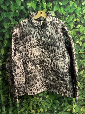 Alfred Dunner Women's Grey Leopard Print Puffer Jacket